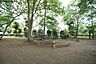 周辺：公園 100m ルポパルク緑地