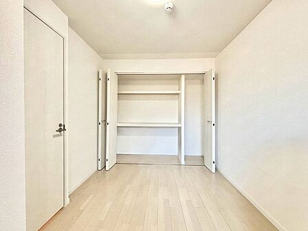たっぷりの収納スペースでいつでも住空間がスッキリ保てそう