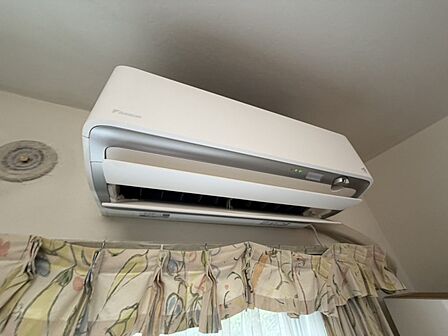 エアコン設置済み!入居したその日から一年中快適な室温で心地よく過ごせます。