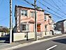 外観：前面道路はきちんと整備されています  