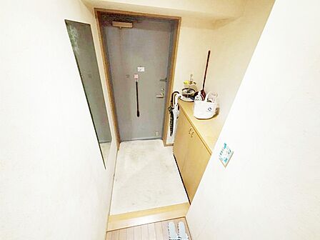 家族の帰宅やお客様をあたたかく迎える玄関
