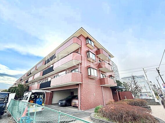ここから始まる...