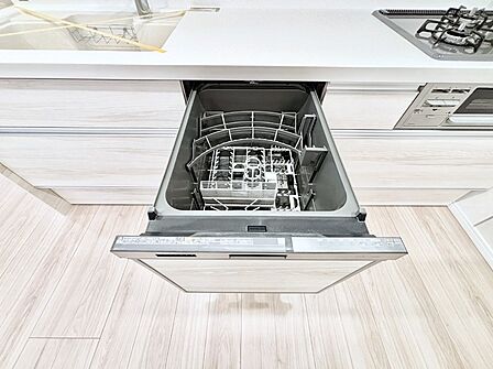 面倒なお片づけは食洗機にお任せ!家事の負担が減って、時間にも気持ちにもゆとりができます。