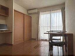 レオパレスセーズ 102 1階1Kのリビング/ダイニング