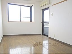 トータルエステートビル 4階ワンルームのリビング/ダイニング