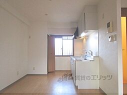 ドリーミィー 2階2DKのリビング/ダイニング