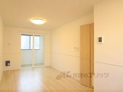 ブリリアントII 1階1LDKのリビング/ダイニング