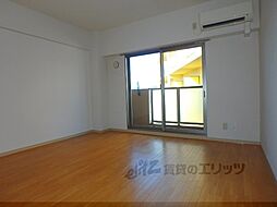 ヴェル・ベルヴィ 2階ワンルームのリビング/ダイニング