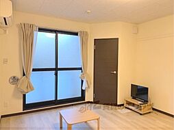 レオネクストマホロバ 102 1階1Kのリビング/ダイニング