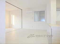 ビクトワールII 1階2LDKのリビング/ダイニング