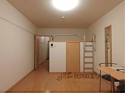 レオパレスアイエス 311 3階1Kのリビング/ダイニング