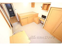 レオパレスおうみ 2階1Kのリビング/ダイニング