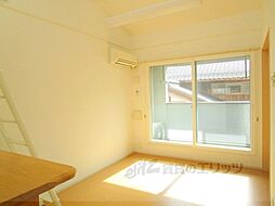 JR北陸本線 米原駅 徒歩12分の賃貸アパート 2階1LDKのリビング/ダイニング