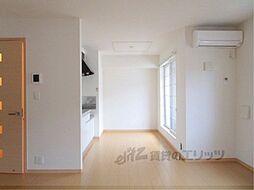 ＨＯＬＹＧＬＩＴＴＥＲ　Ｔ．Ｊ 2階2LDKのリビング/ダイニング