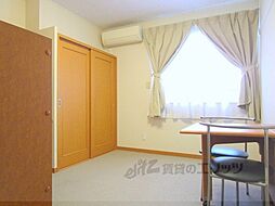 レオパレスエムエスエムIII 102 1階1Kのリビング/ダイニング