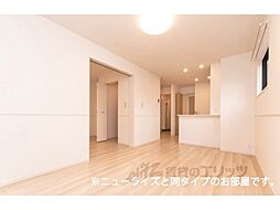 メゾンルミネ五個荘 1階1LDKのリビング/ダイニング