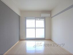 JR東海道・山陽本線 南草津駅 徒歩13分の賃貸マンション 3階1Kのリビング/ダイニング