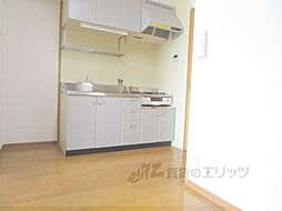 JR東海道・山陽本線 南草津駅 徒歩15分の賃貸マンション 4階1DKのリビング/ダイニング