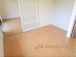 JR東海道本線 近江長岡駅 徒歩31分の賃貸アパート 2階2DKのリビング/ダイニング