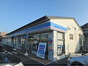 ローソン　栗東小柿六丁目店まで450メートル