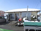 市場郵便局まで1300メートル