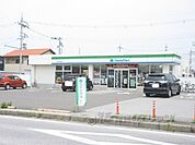 ファミリーマート　彦根川瀬馬場町店まで350メートル