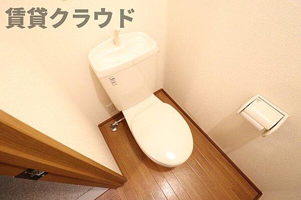 画像6:白を基調とした清潔感のあるトイレ♪