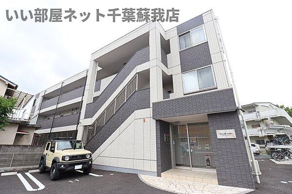 メルヴェール　コリーヌ