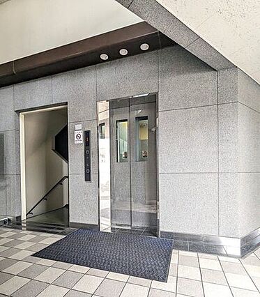 エレベータ