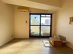 ディナスティ清水谷2 8階1Kのリビング/ダイニング