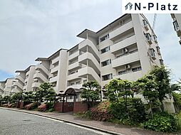 研究学園5団地　523号棟