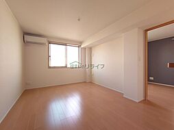 イーグレットコート 202 2階1LDKのリビング/ダイニング