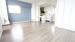 東急田園都市線 三軒茶屋駅 徒歩6分の賃貸マンション 5階2LDKのリビング/ダイニング