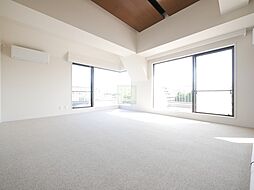 東急田園都市線 三軒茶屋駅 徒歩27分の賃貸マンション 7階2LDKのリビング/ダイニング