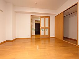 小田急小田原線 下北沢駅 徒歩11分の賃貸マンション 1階1Kのリビング/ダイニング