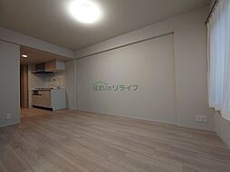 京王井の頭線 駒場東大前駅 徒歩7分の賃貸マンション 1階2LDKのリビング/ダイニング