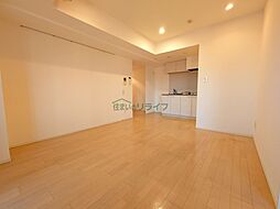 京王線 笹塚駅 徒歩7分の賃貸マンション 7階1LDKのリビング/ダイニング