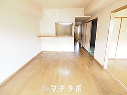 LONE STAR茶屋ヶ坂 202 2階3LDKのリビング/ダイニング