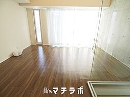 コレクション名駅III 805 8階ワンルームのリビング/ダイニング