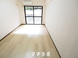 ジュネス藤原 203 2階1Kのリビング/ダイニング