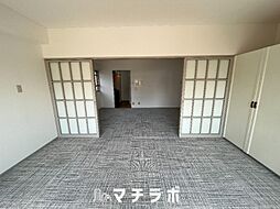 レインボー第3金山 302 3階1LDKのリビング/ダイニング