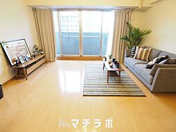 Gramercy Shirakawa Koen 302 3階1LDKのリビング/ダイニング