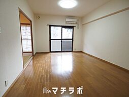 グランドール泉 502 5階2SLDKのリビング/ダイニング