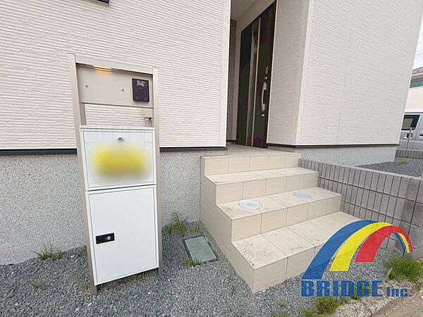 玄関を拡大表示