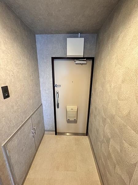 玄関を拡大表示