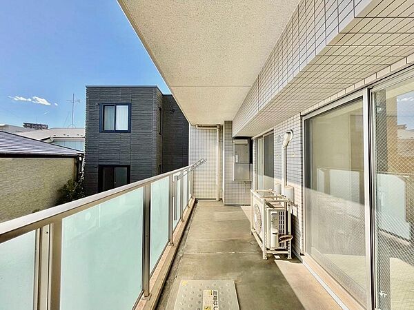 パレステージ西新井本町
