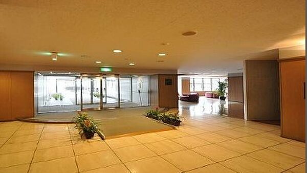 エントランスを拡大表示