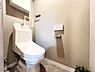 トイレ：ほっと安らげるトイレ空間です。