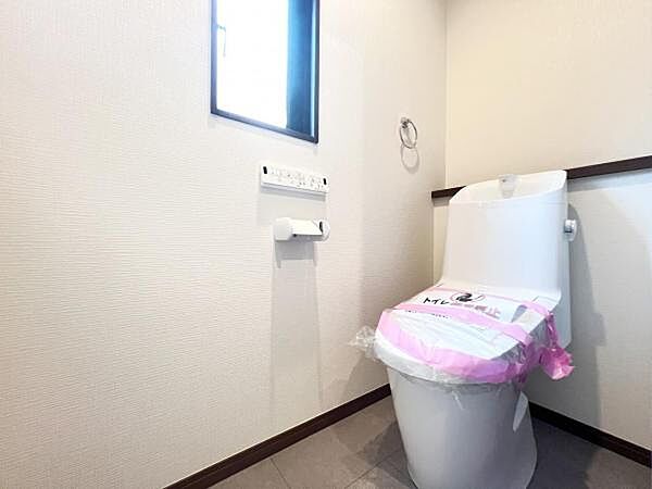トイレを拡大表示