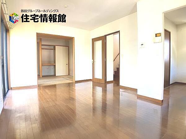 リビング/ダイニングを拡大表示